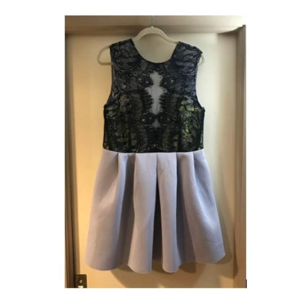 FLIRTY & FUN! Special occasion dress. Size 14